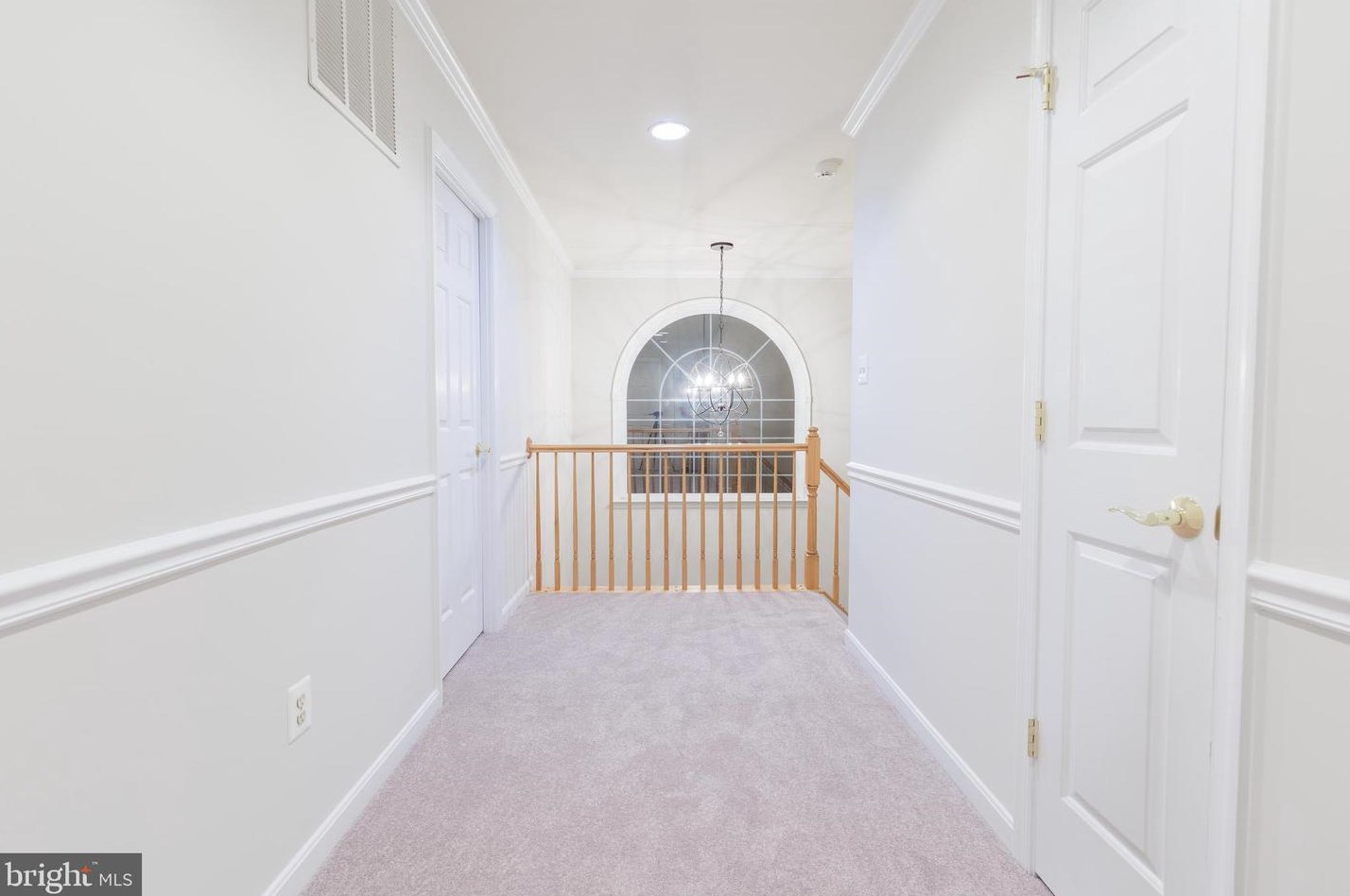 8205 Selwin Ct, Baltimore MD 21237-3363 exterior