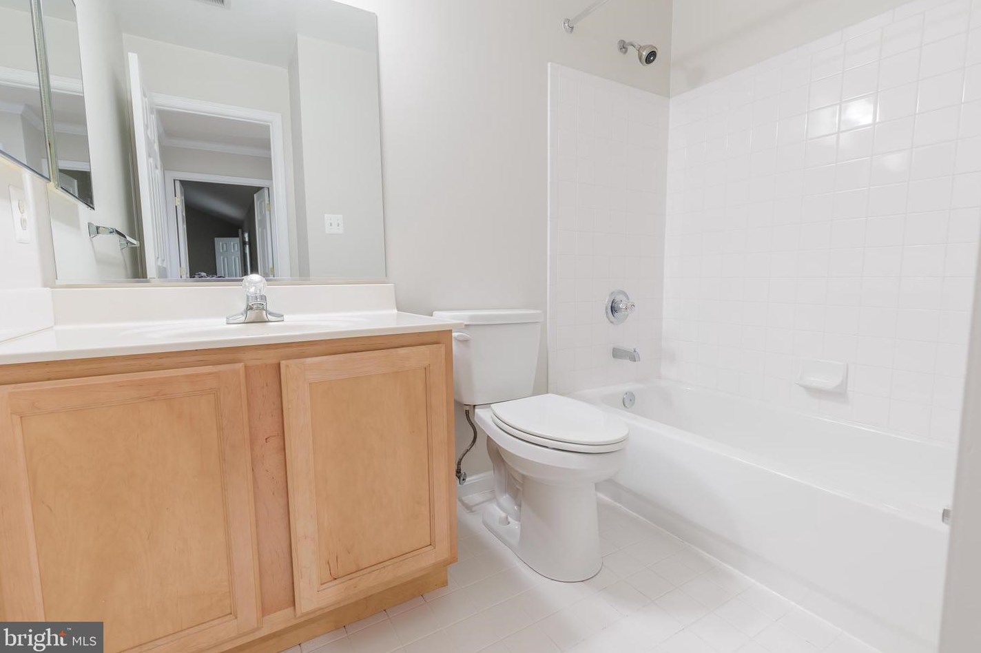 8205 Selwin Ct, Baltimore MD 21237-3363 exterior