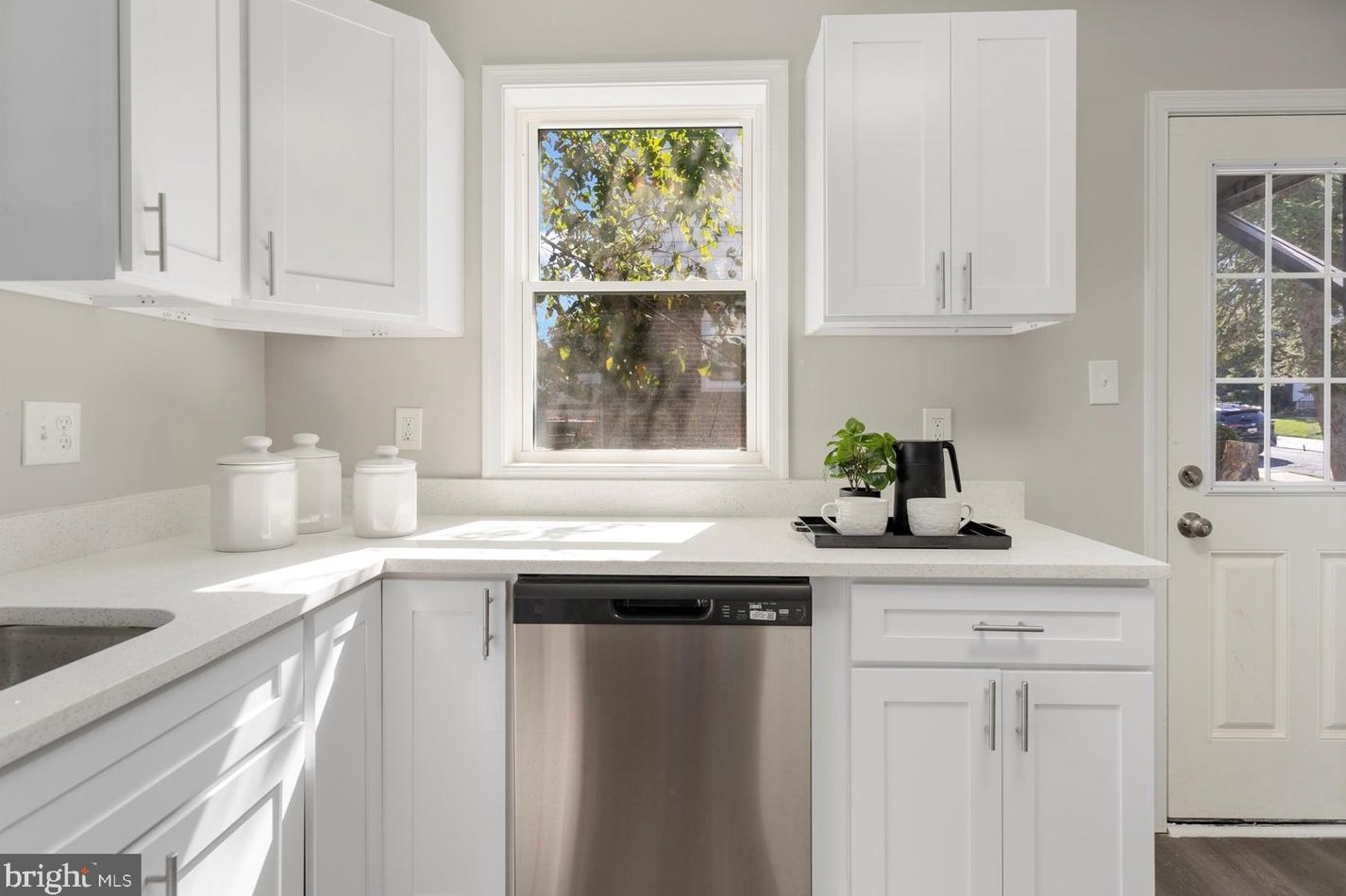 2710 Linwood Ave, Baltimore MD  21234-5629 exterior