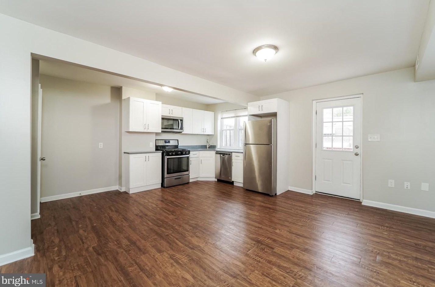 8541 Chestnut Oak Rd, Baltimore MD  21234-3701 exterior