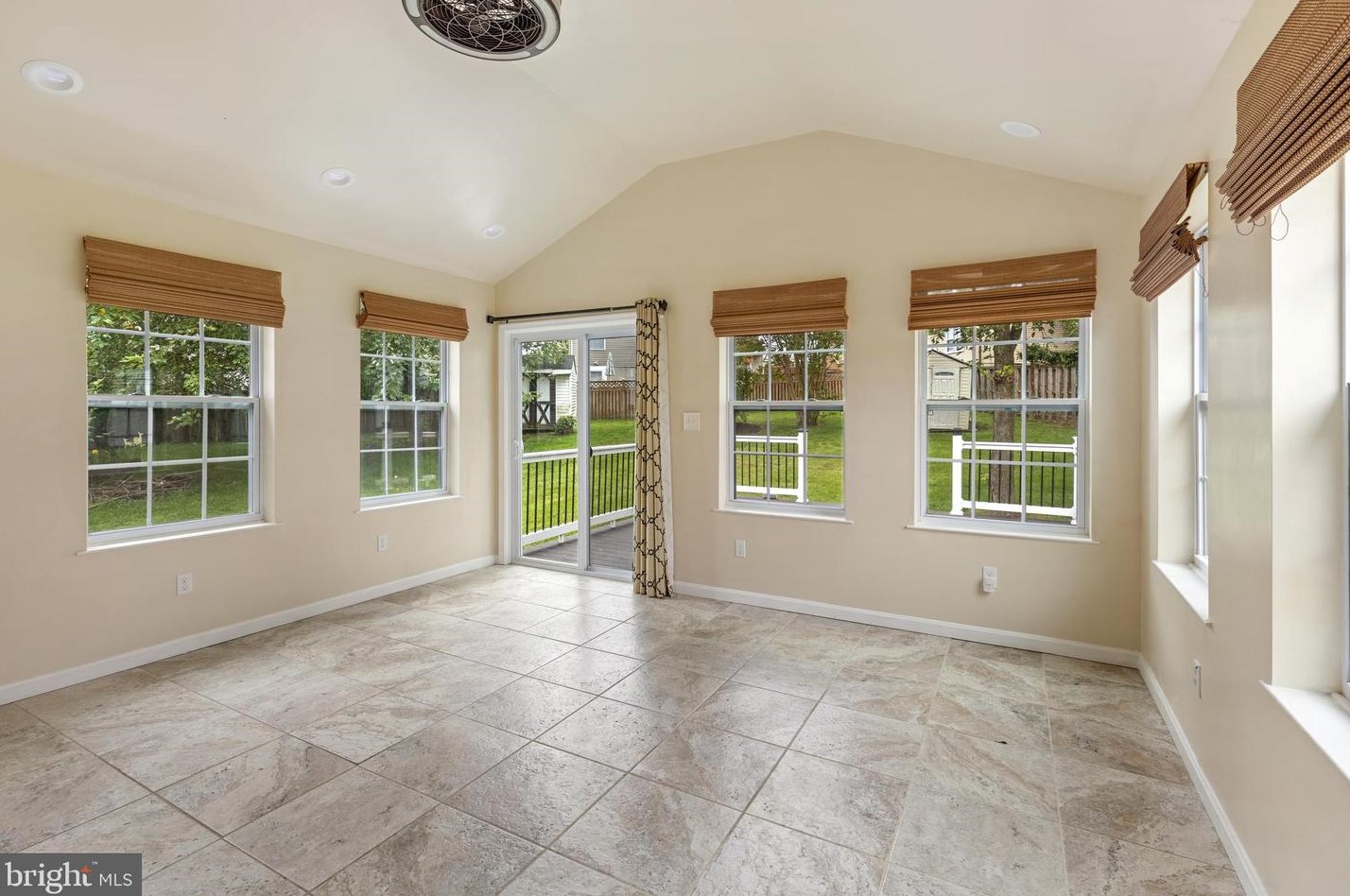 10 Malus Ct, Baltimore MD 21207-4400 exterior