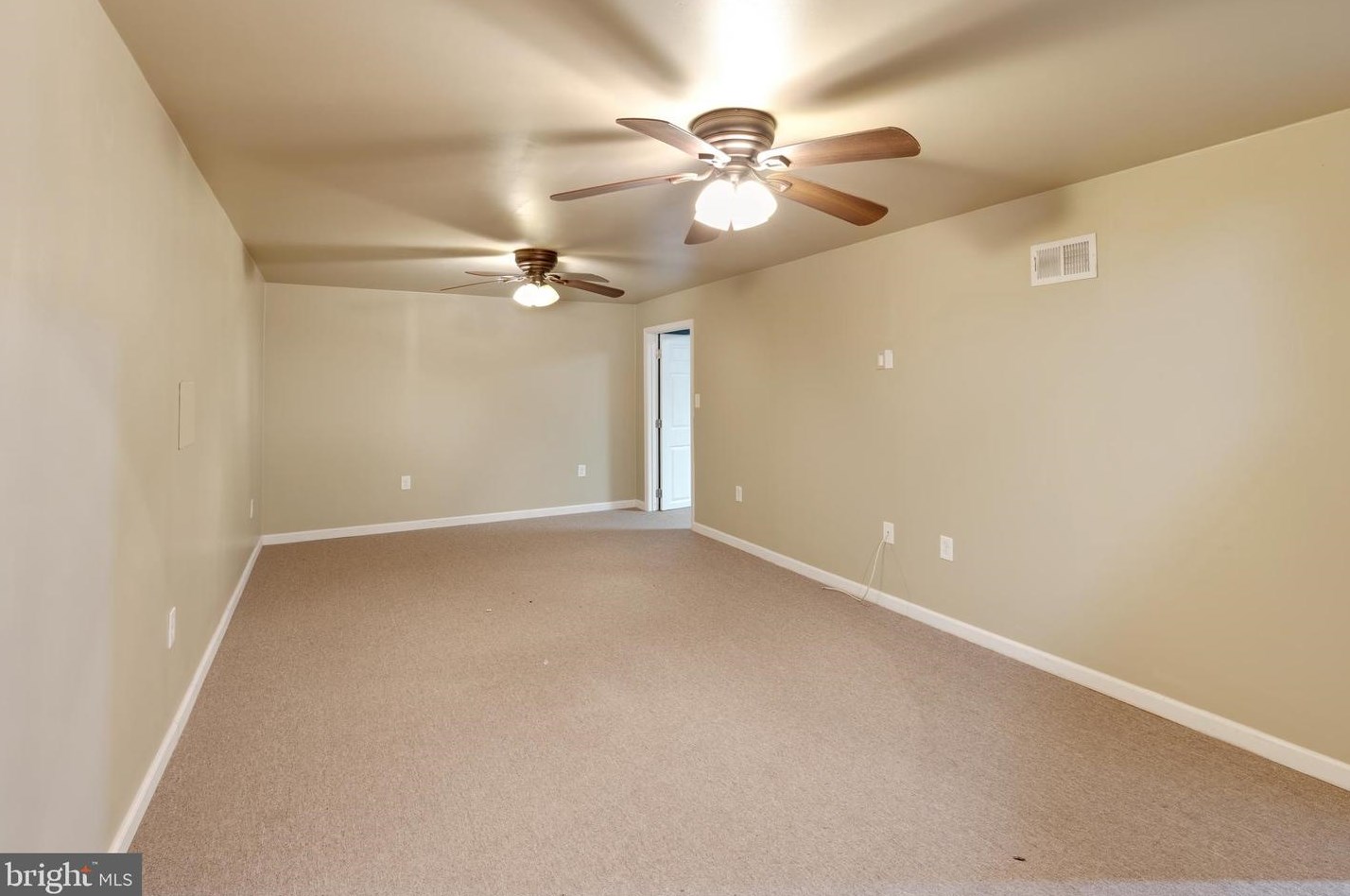 10 Malus Ct, Baltimore MD 21207-4400 exterior