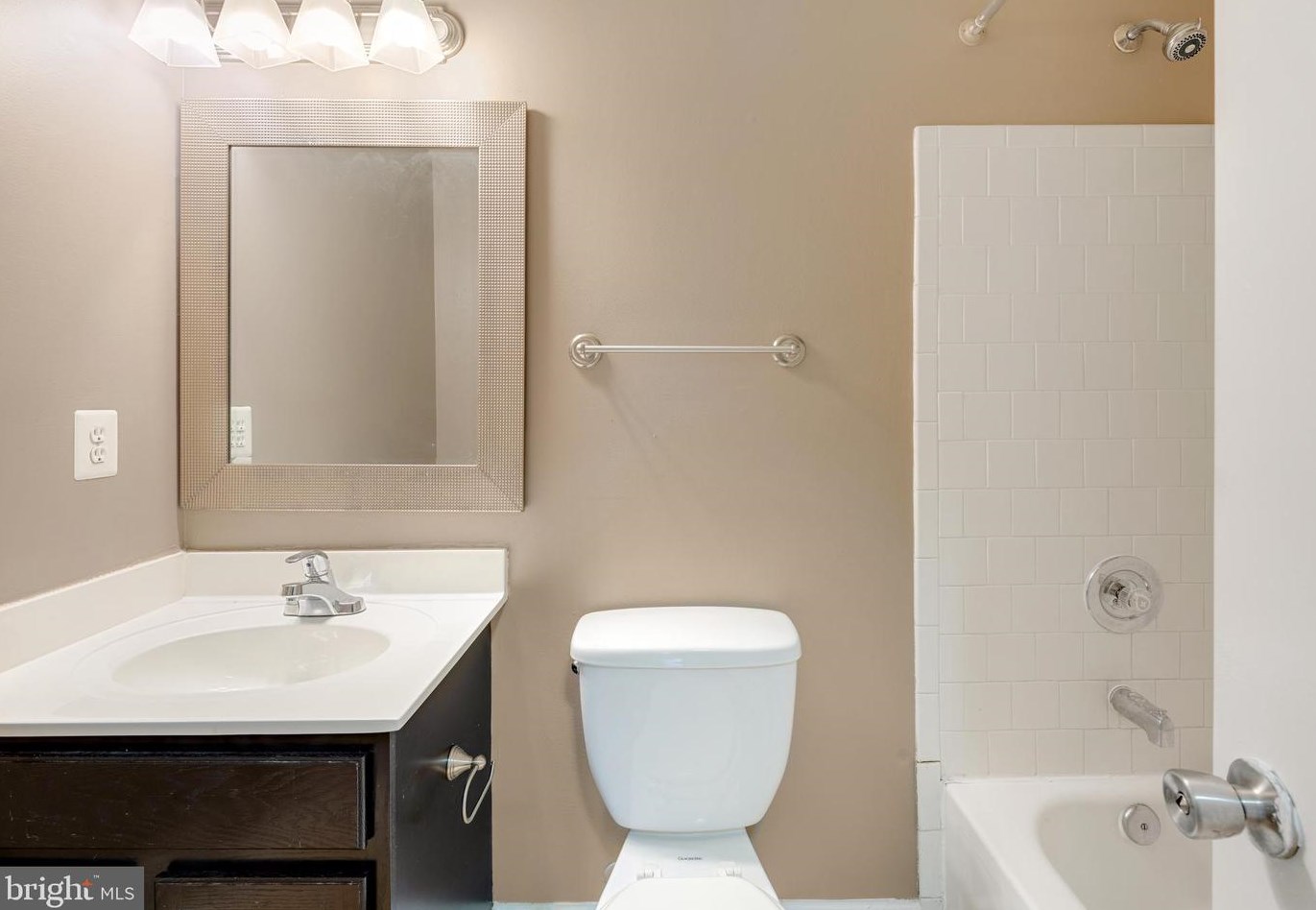 10 Malus Ct, Baltimore MD 21207-4400 exterior