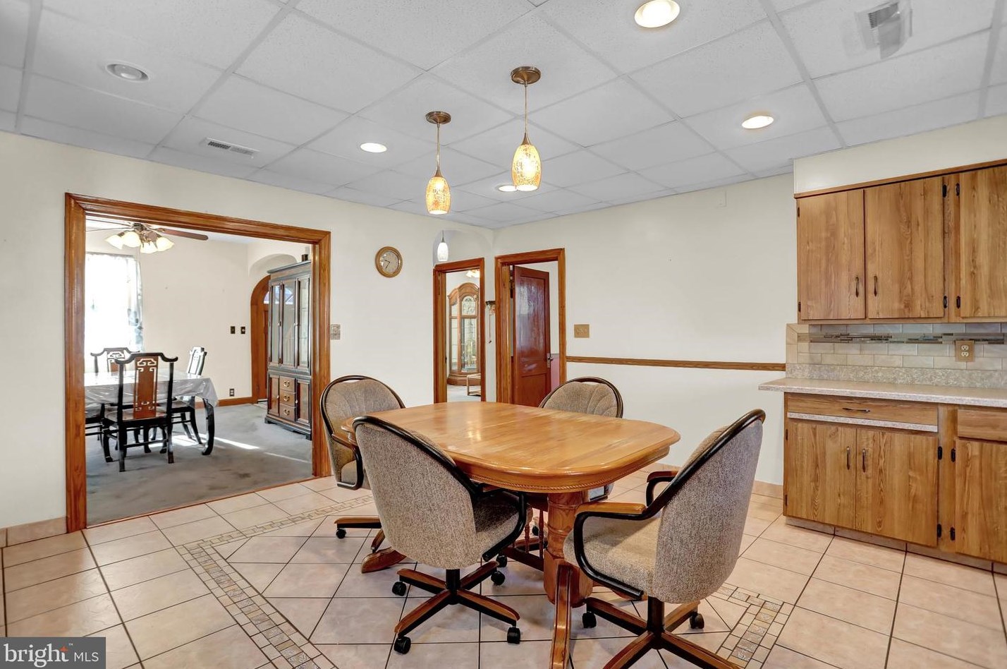 6812 Youngstown Ave, Baltimore MD  21222-1112 exterior