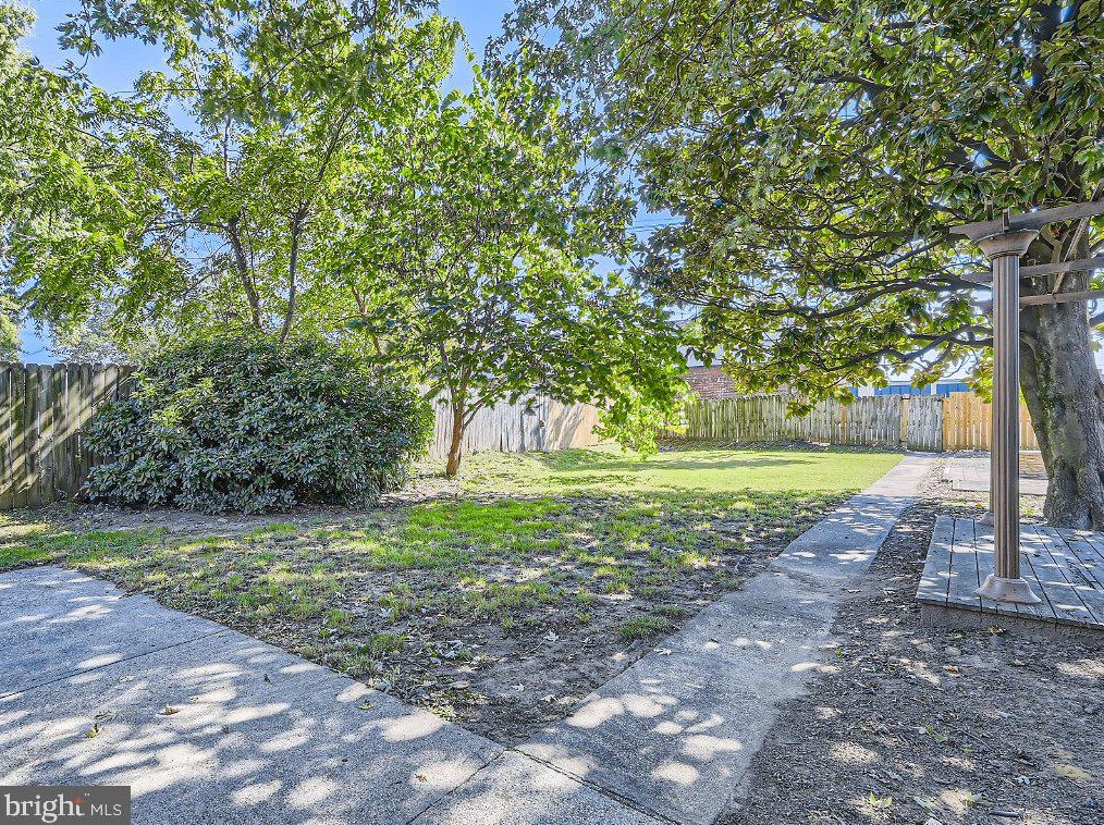 507 Dorsey Ave, Baltimore MD 21221-3506 exterior