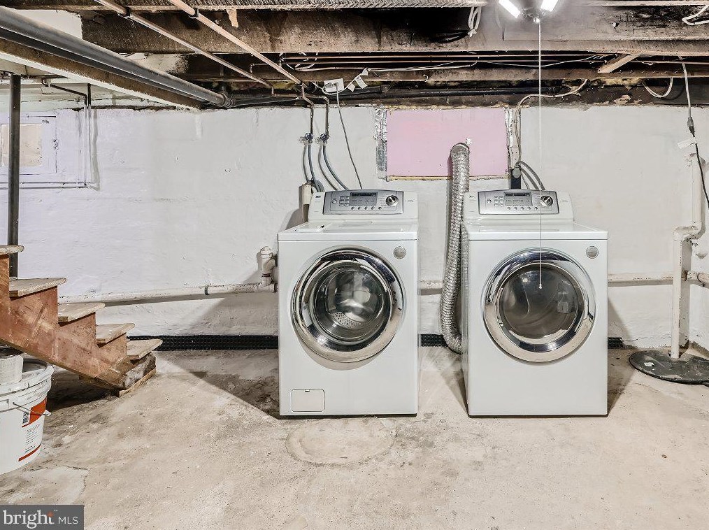 507 Dorsey Ave, Baltimore MD 21221-3506 exterior