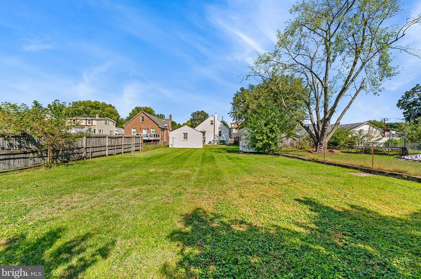 367 Townsend Rd, Baltimore MD 21221-6635 exterior