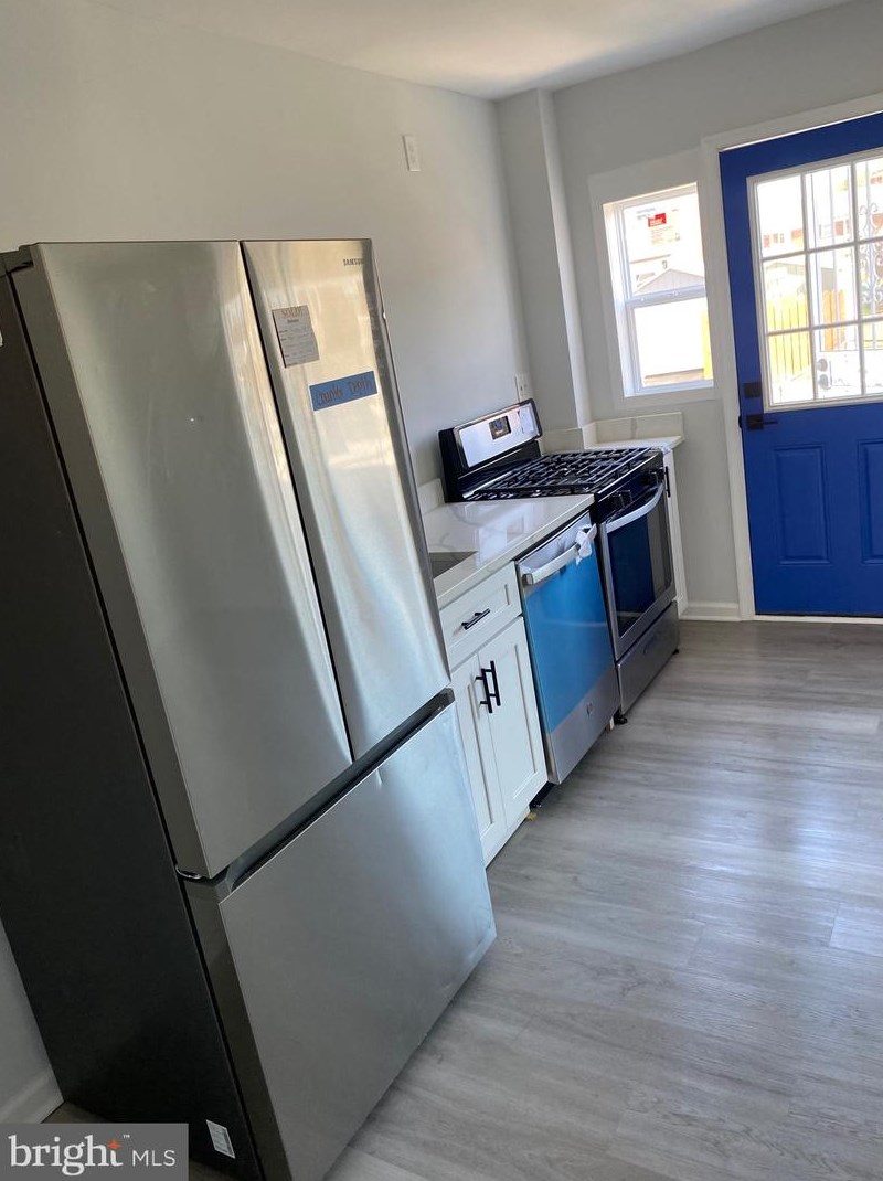 7821 Lockwood Rd, Baltimore MD  21222-2746 exterior