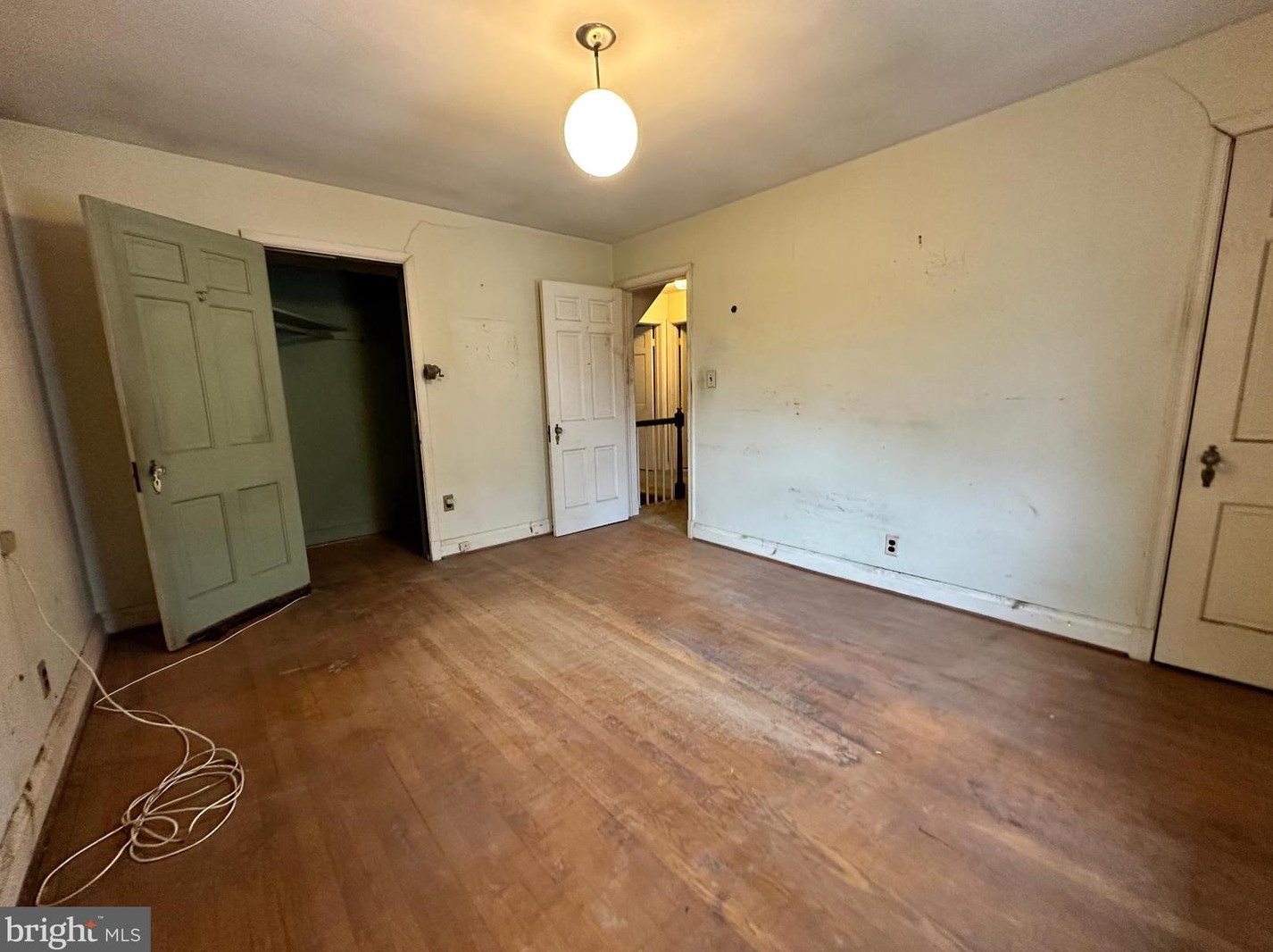 608 Stevenson Ln, Baltimore MD 21286-7601 exterior