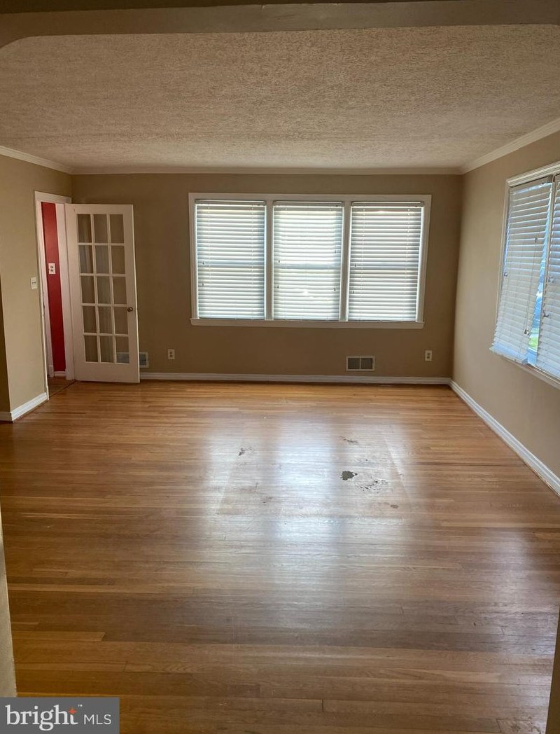 1800 Loch Shiel Rd, Baltimore MD  21234-5218 exterior