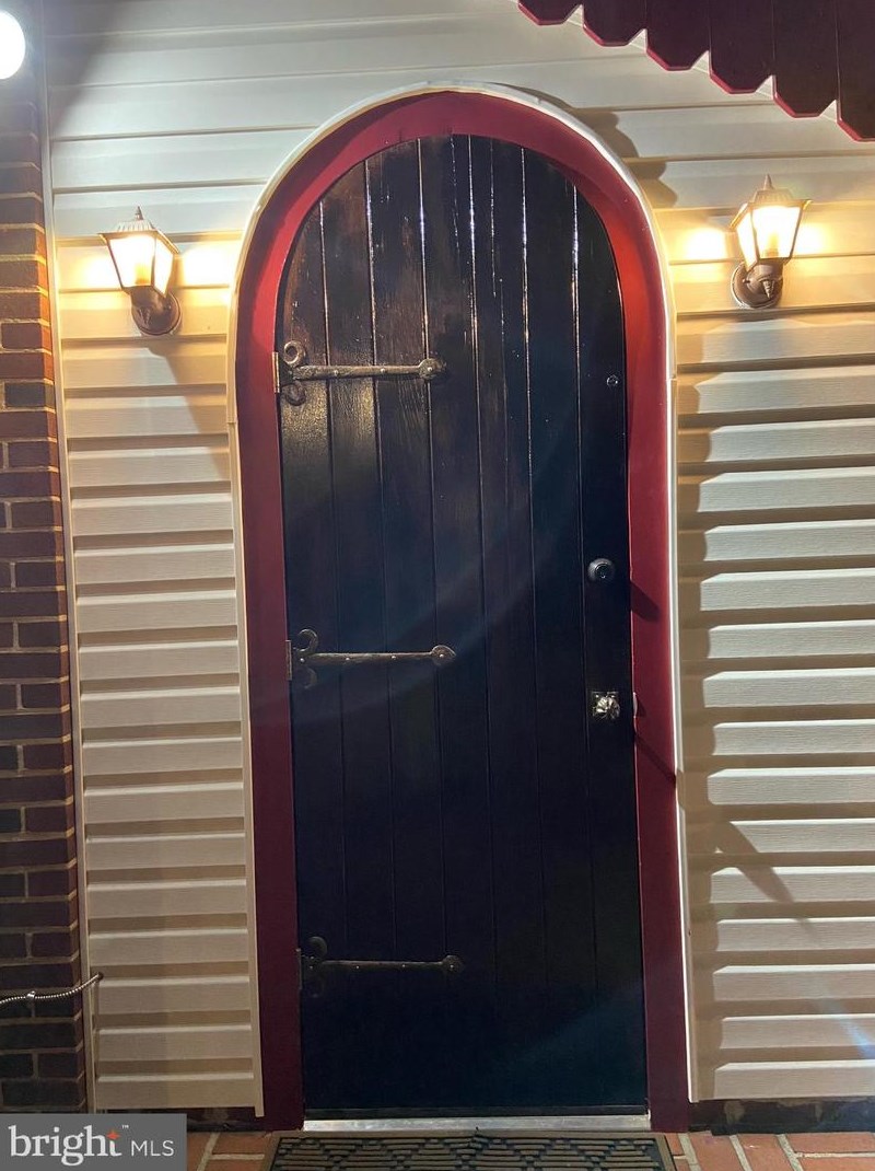 3002 Dunmore Rd, Baltimore MD  21222-5131 exterior