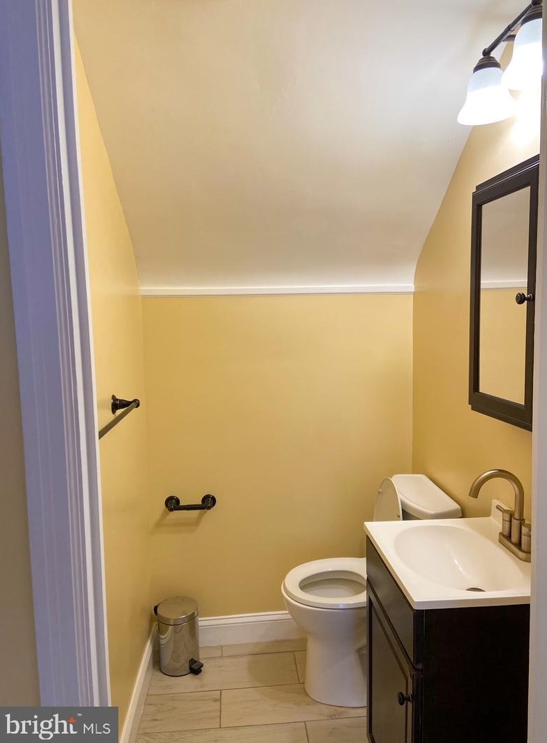 3002 Dunmore Rd, Baltimore MD  21222-5131 exterior