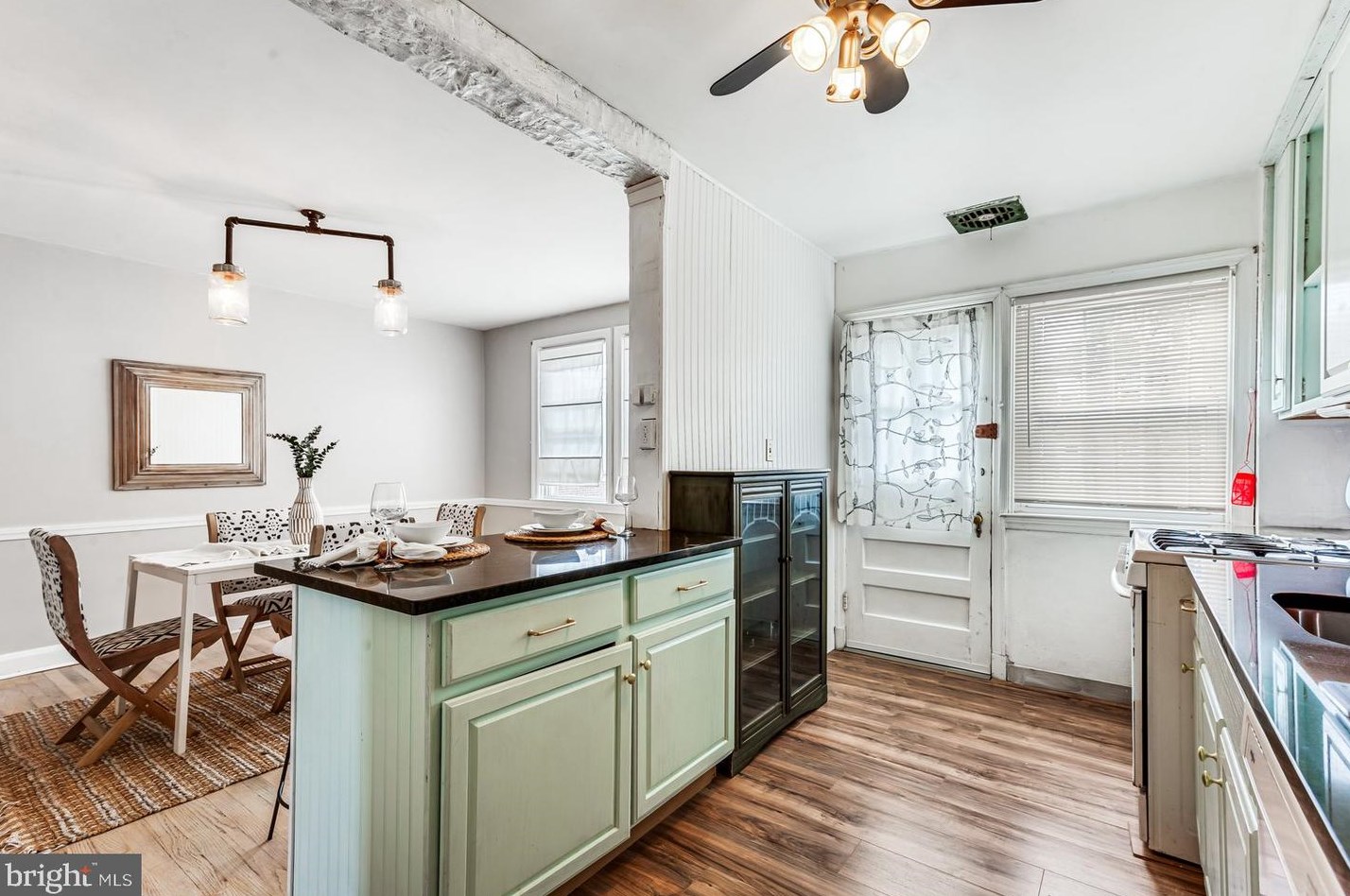 326 Whitfield Rd, Baltimore MD 21228-1809 exterior