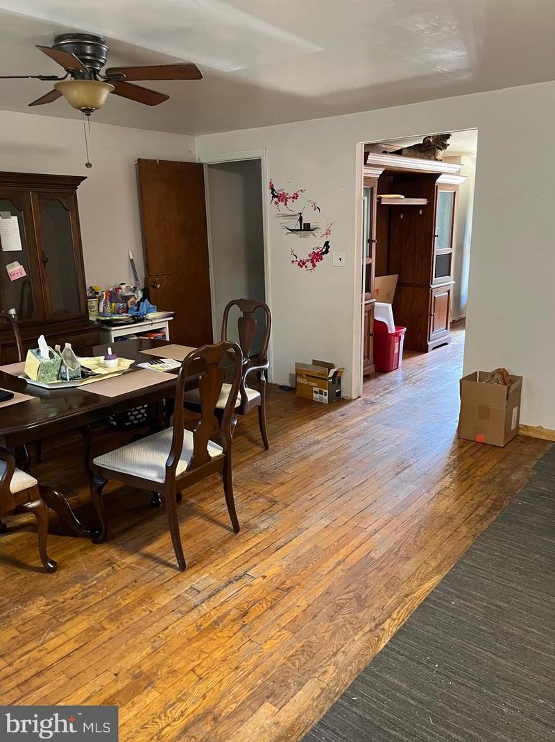 1120 Foxwood Ln, Baltimore MD 21221-5933 exterior