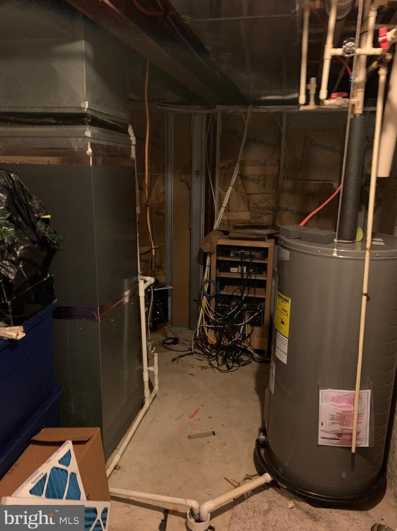 41 Cody Ave, Baltimore MD 21234-1376 exterior