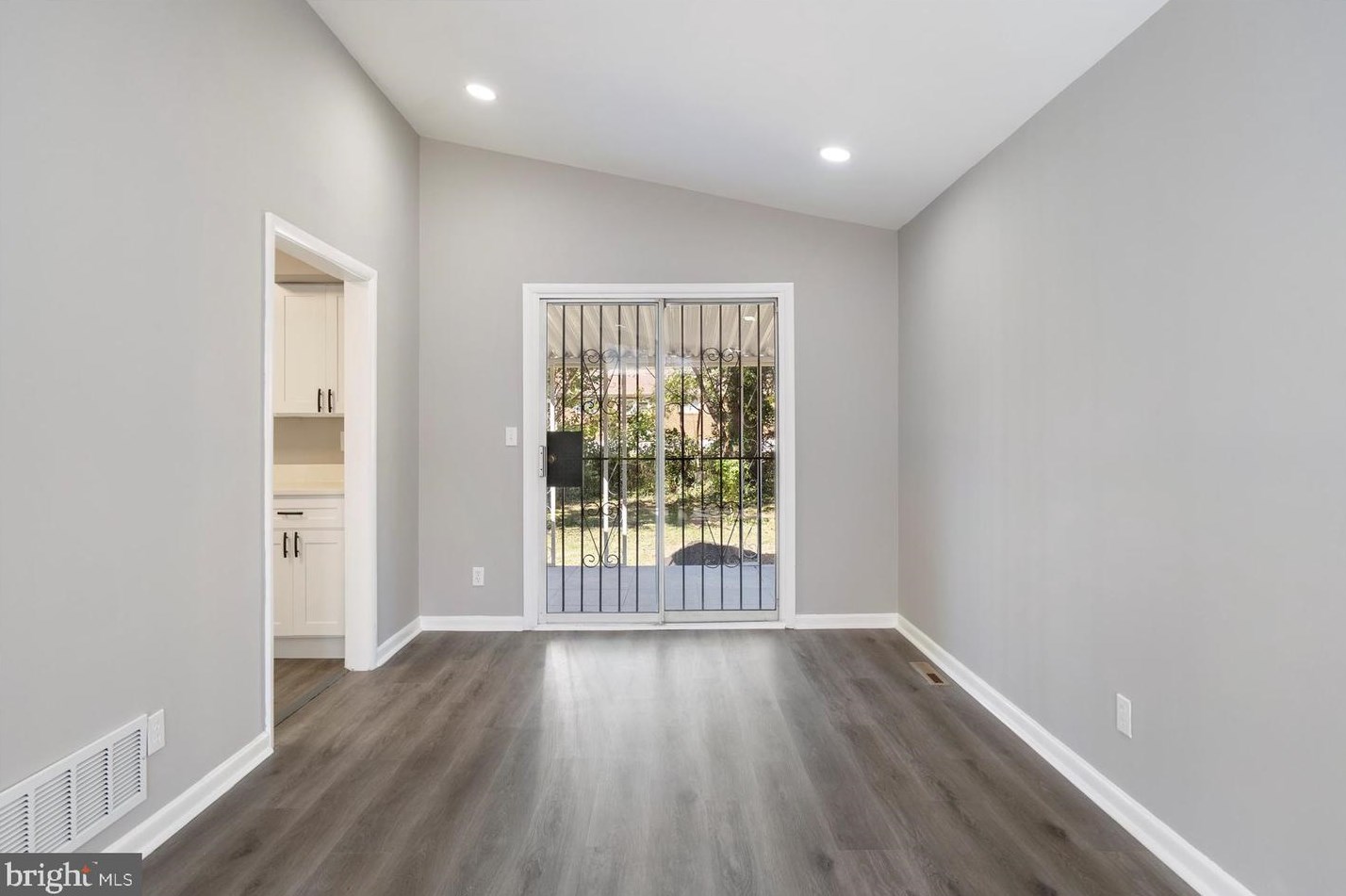 2808 Arlene Cir, Baltimore MD  21207-4430 exterior
