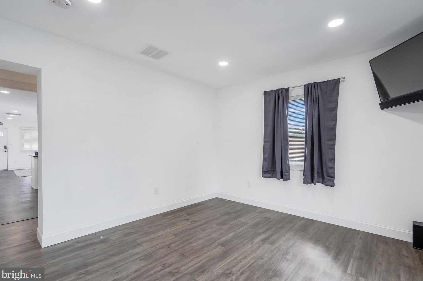 13214 Gundale Ave, Baltimore MD  21220-1020 exterior