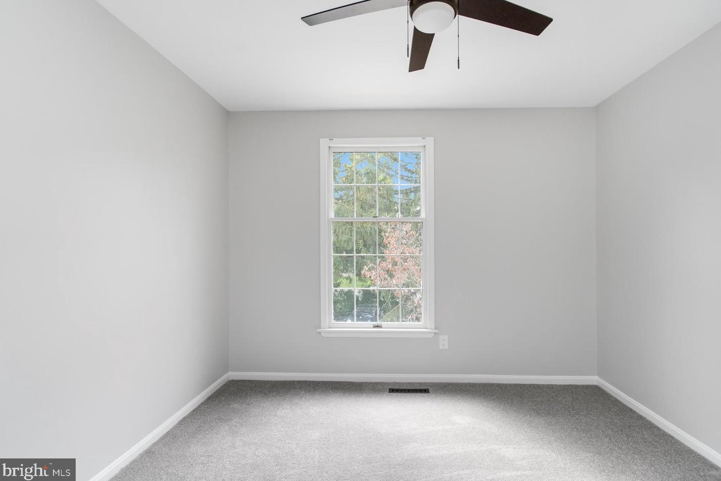 7 Parliament Ct, Baltimore MD  21212-1235 exterior