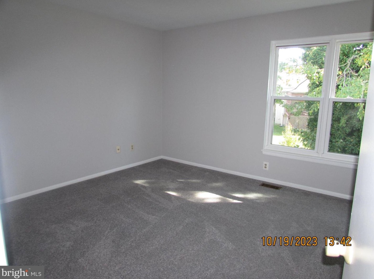 12907 Cunninghill Cove Rd, Baltimore MD  21220-1164 exterior