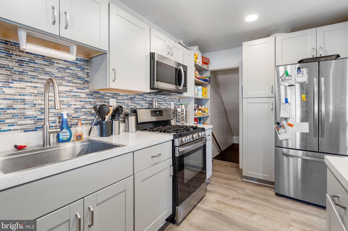 537 Grovethorn Rd, Baltimore MD  21220-4940 exterior