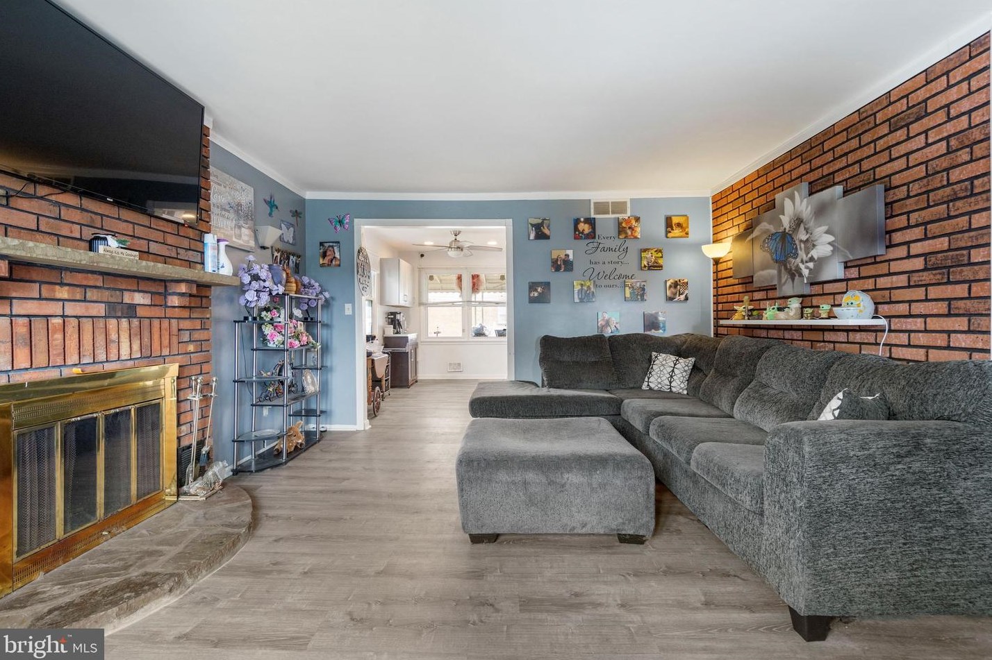 537 Grovethorn Rd, Baltimore MD  21220-4940 exterior