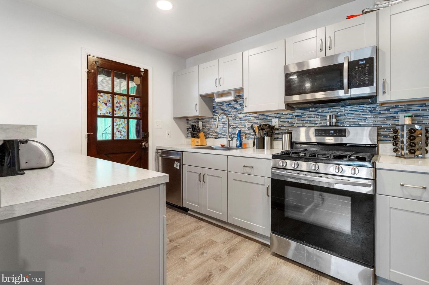 537 Grovethorn Rd, Baltimore MD  21220-4940 exterior