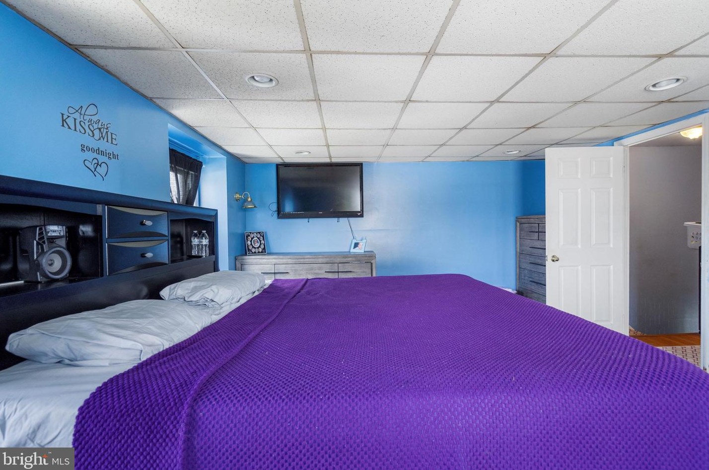 537 Grovethorn Rd, Baltimore MD  21220-4940 exterior