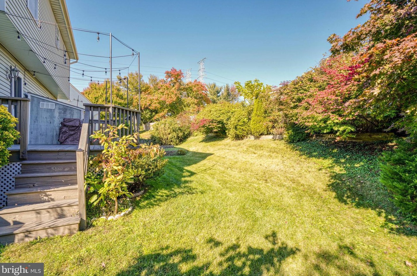 16 Leinster Garth, Baltimore MD  21236-2244 exterior