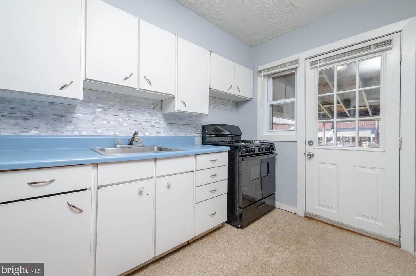 1943 Dineen Dr, Baltimore MD  21222-4724 exterior