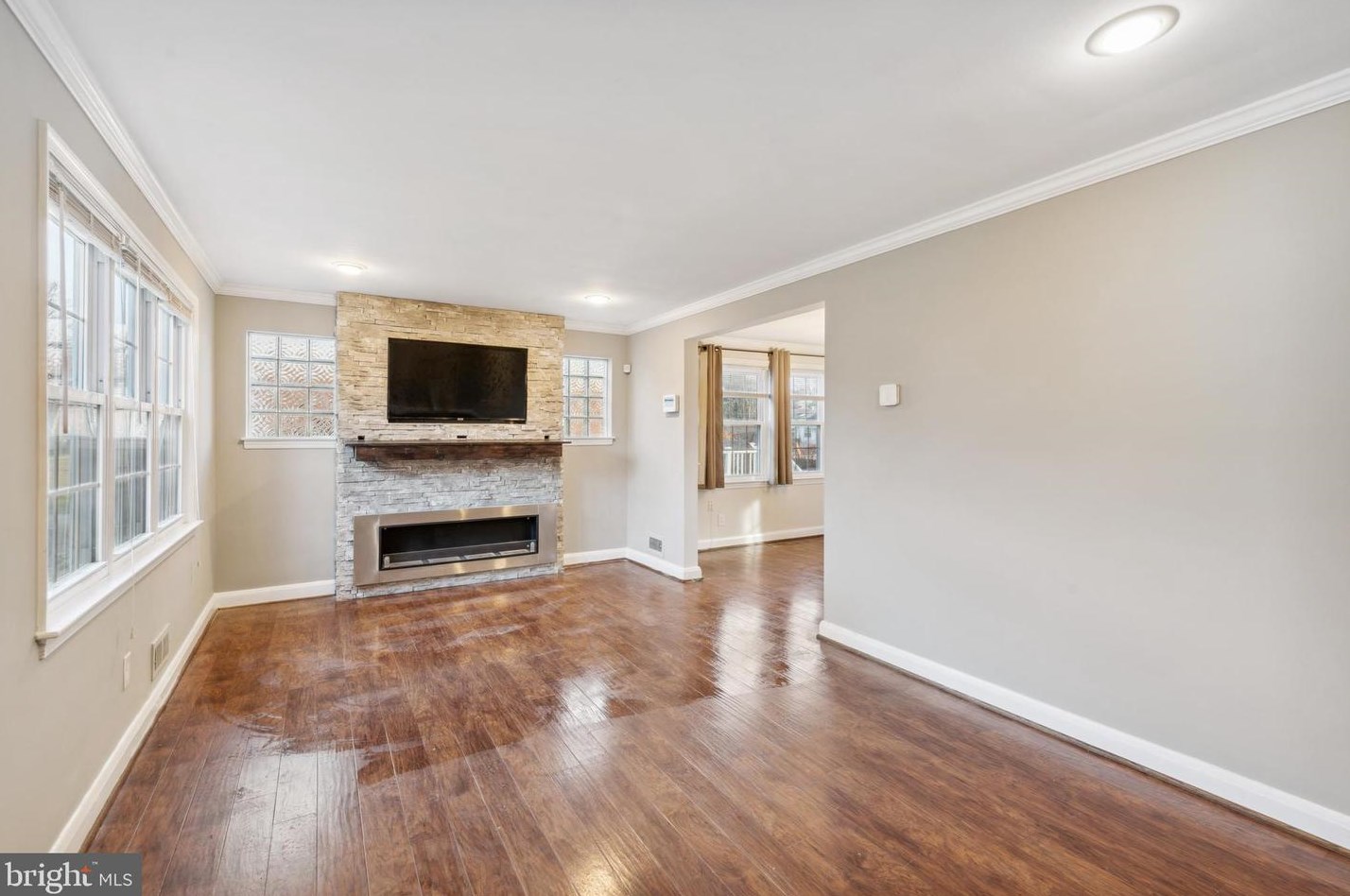 6211 Marglenn Ave, Baltimore MD  21206-2036 exterior