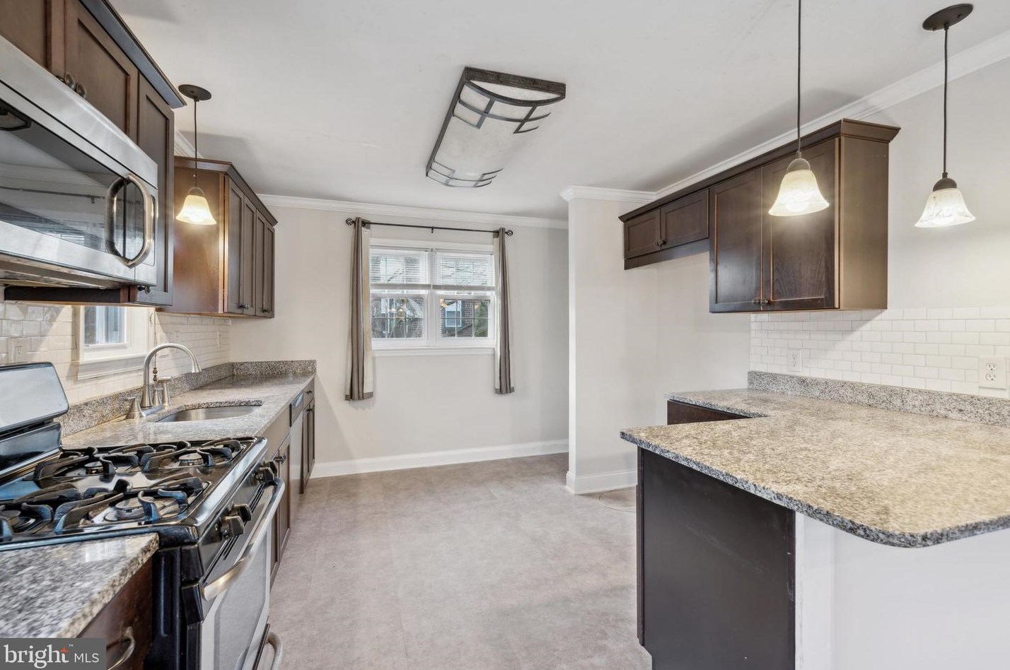 6211 Marglenn Ave, Baltimore MD  21206-2036 exterior