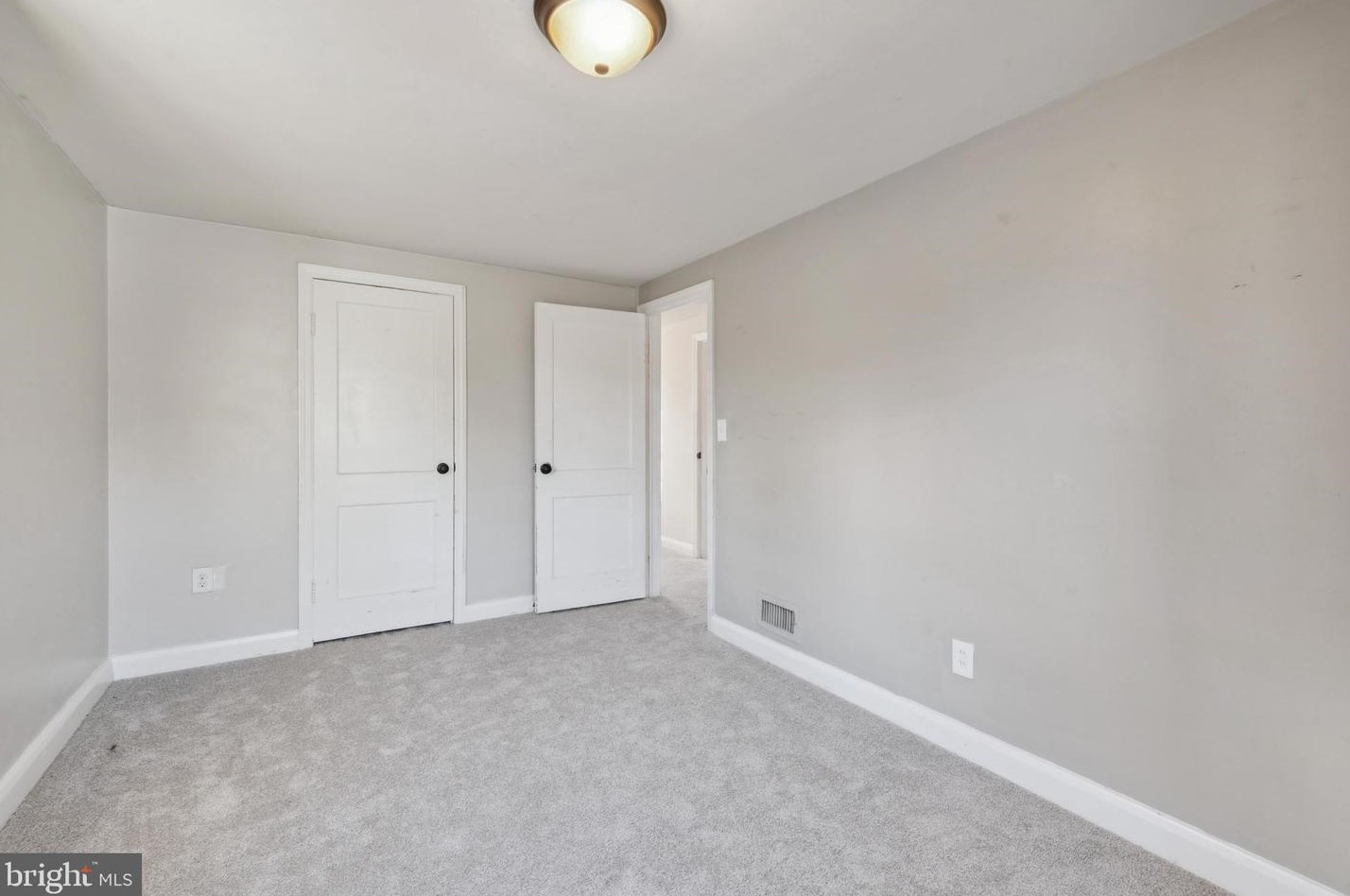 6211 Marglenn Ave, Baltimore MD  21206-2036 exterior