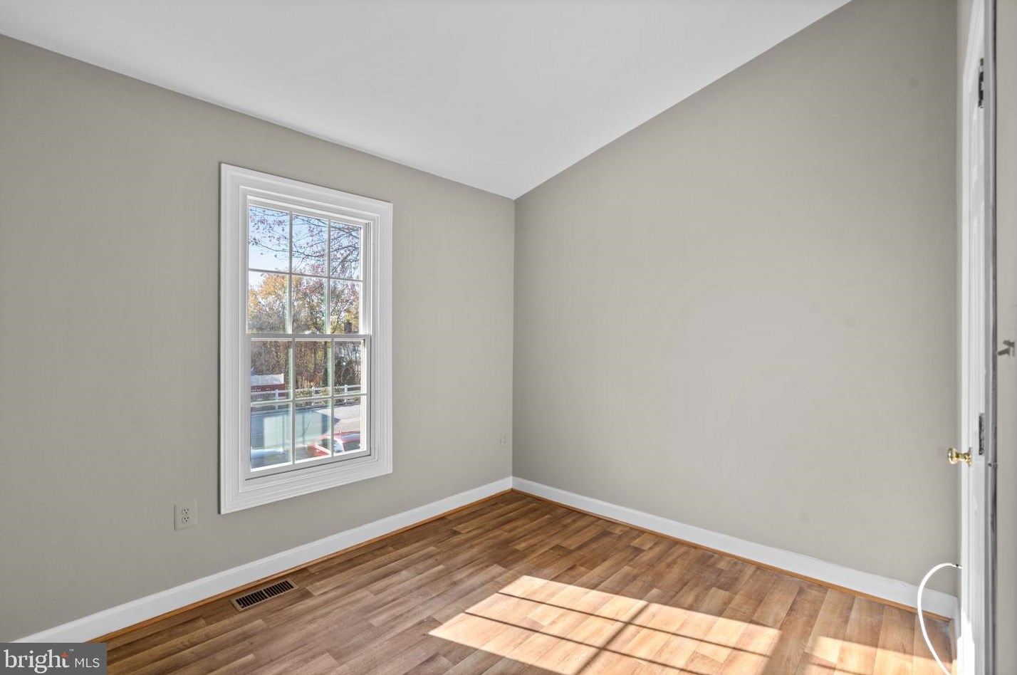 2102 Heritage Dr, Baltimore MD  21209-1752 exterior