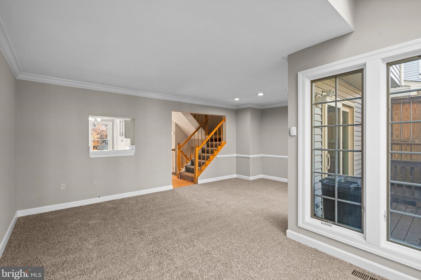 2102 Heritage Dr, Baltimore MD  21209-1752 exterior