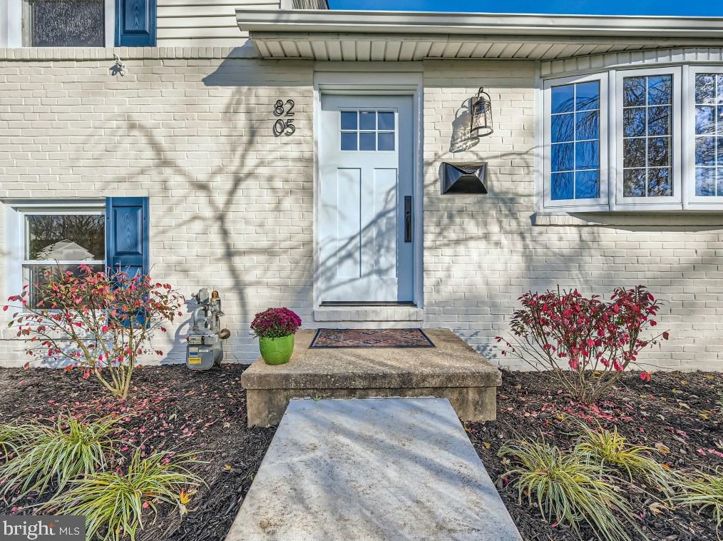 8205 Jeffers Cir, Baltimore MD  21204-1925 exterior