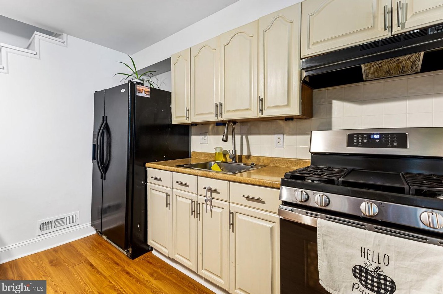 1917 Eastfield Rd, Baltimore MD  21222-3153 exterior