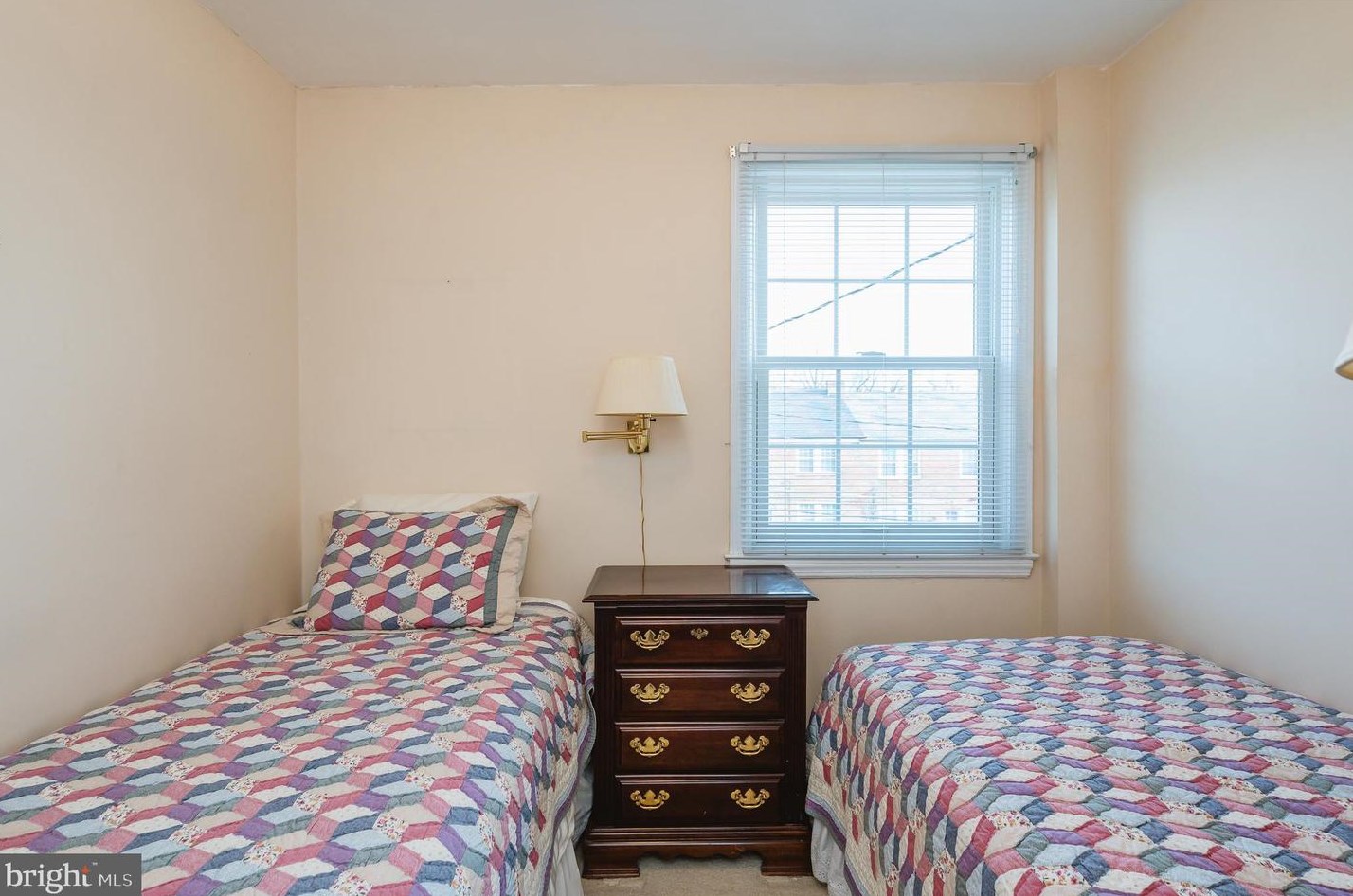 325 Stratford Rd, Baltimore MD  21218-1145 exterior