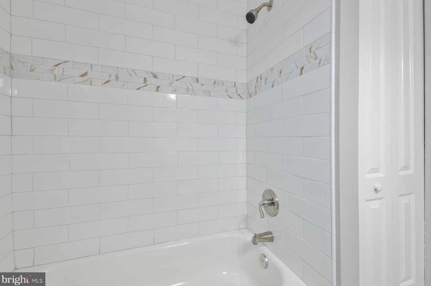 3114 Cambridge Dr, Baltimore MD  21244-3473 exterior
