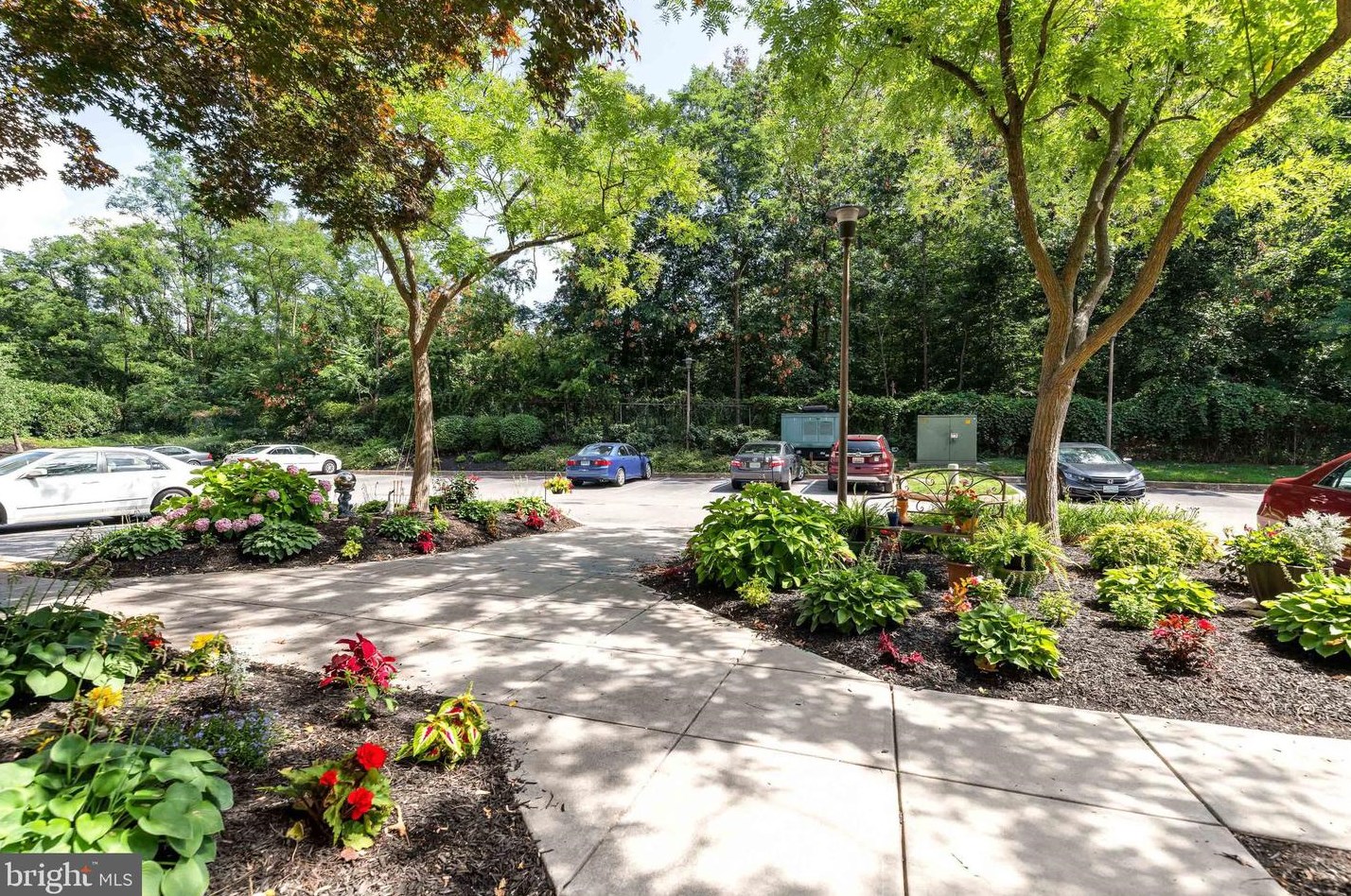 1 Southerly Ct, Baltimore MD  21286-2762 exterior