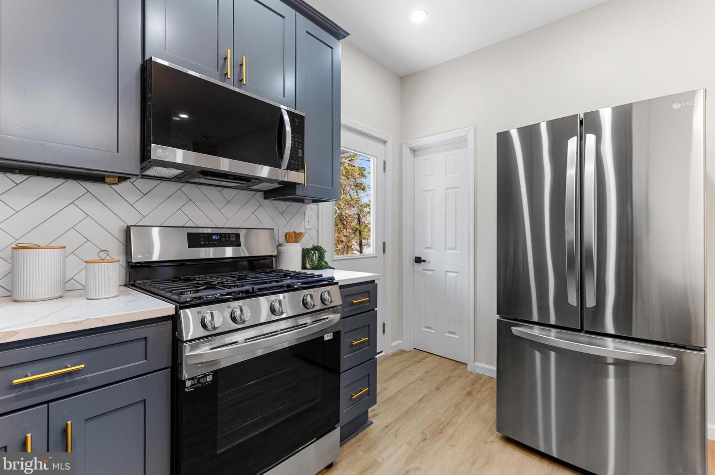 7207 Rockridge Rd, Baltimore MD  21207-4639 exterior