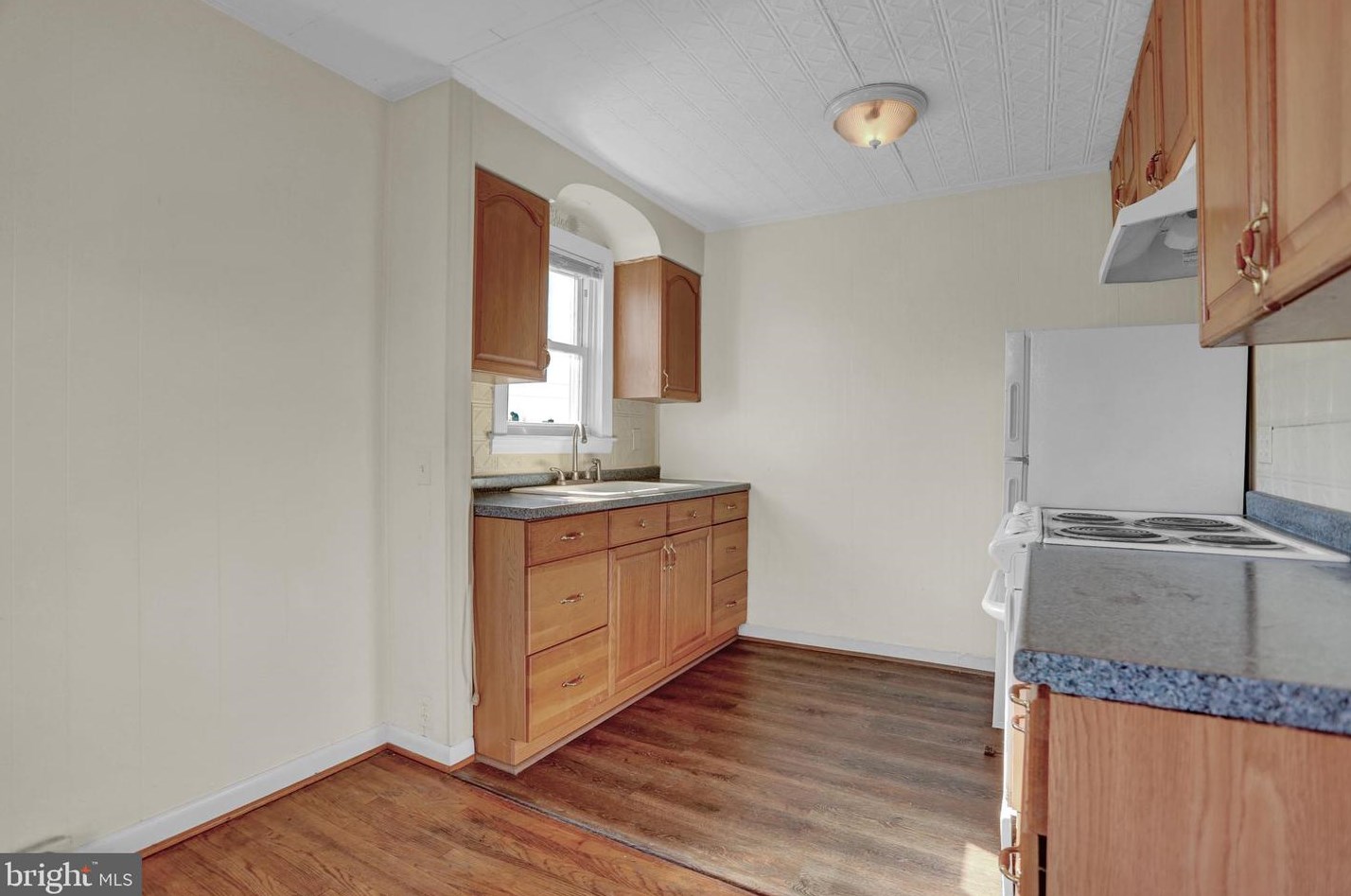 6855 Dunbar Rd, Baltimore MD 21222-5908 exterior