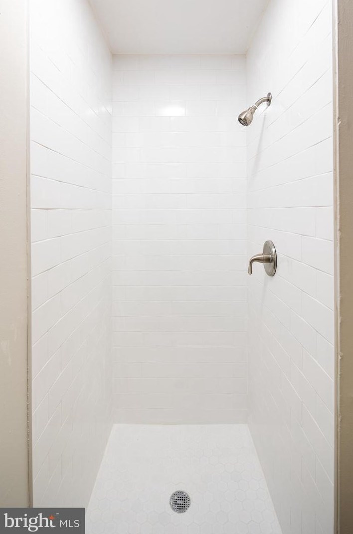 3410 Kelox Rd, Baltimore MD  21207-6203 exterior