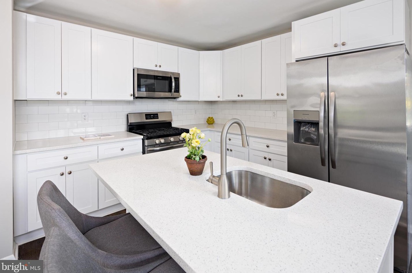 3410 Kelox Rd, Baltimore MD  21207-6203 exterior