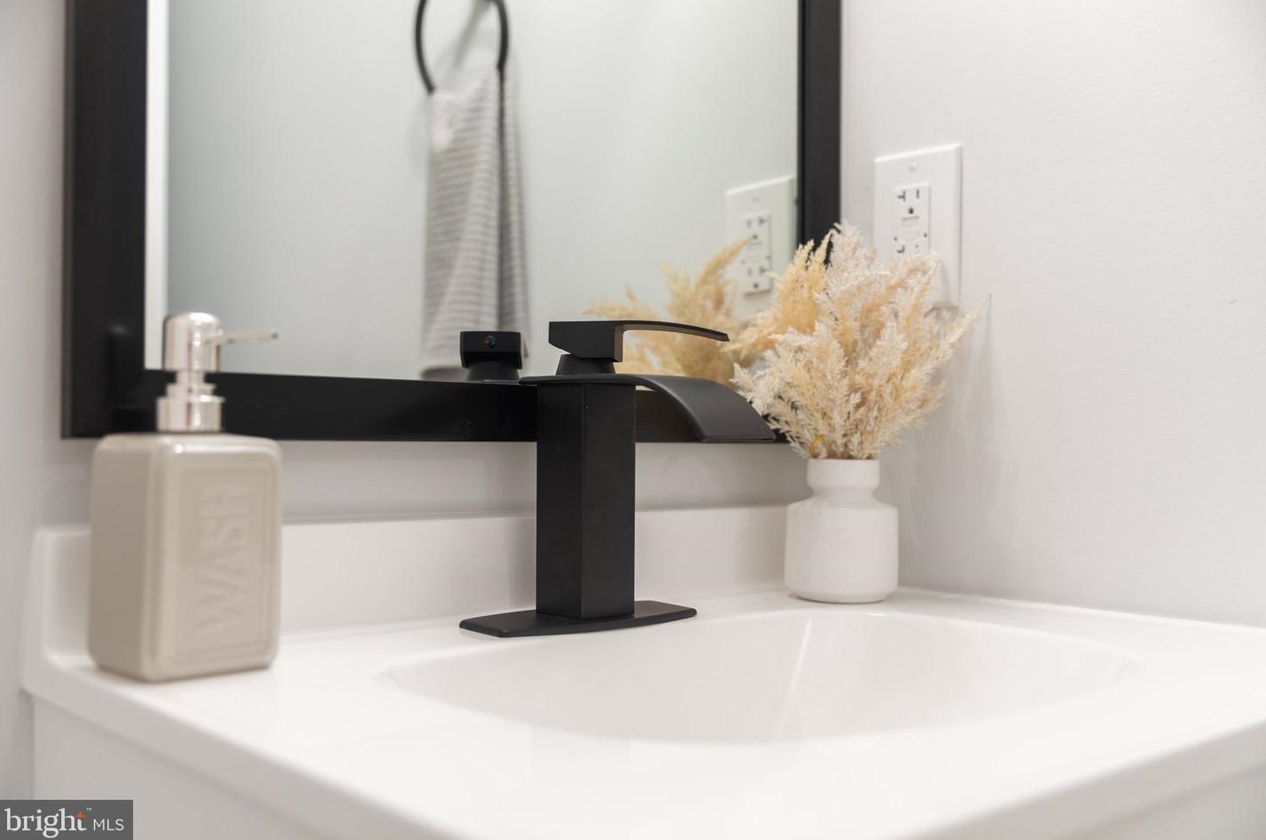 4721 Maryknoll Rd, Baltimore MD 21208-2221 exterior