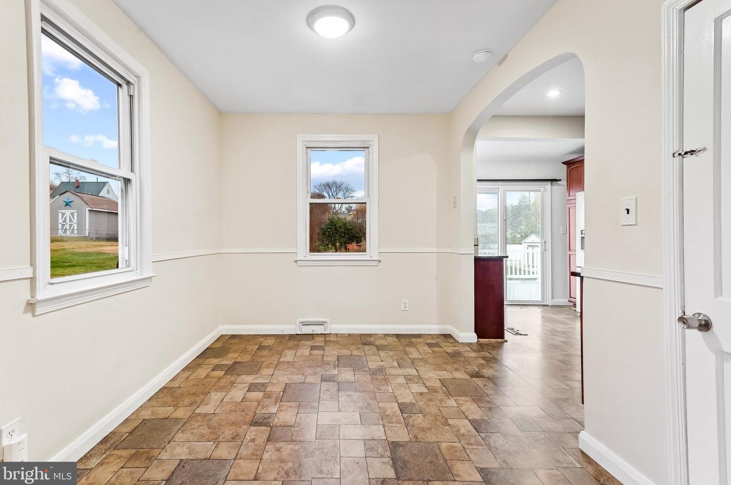 7922 Underhill Rd, Baltimore MD  21237-1443 exterior