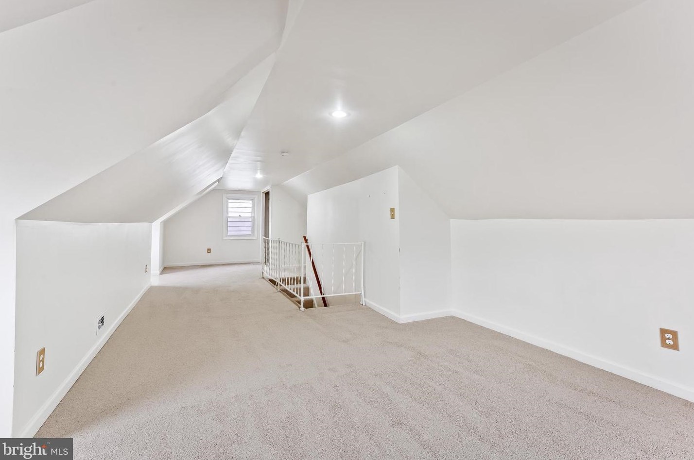 7922 Underhill Rd, Baltimore MD  21237-1443 exterior