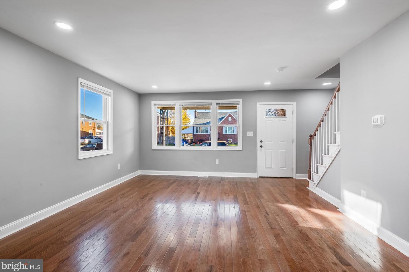 6814 Youngstown Ave, Baltimore MD  21222-1112 exterior