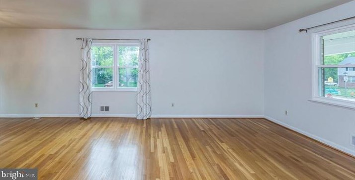 1334 Pleasant Valley Dr, Baltimore MD  21228-2653 exterior
