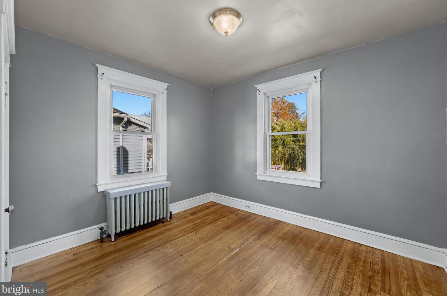 5521 Oregon Ave, Baltimore MD 21227-2811 exterior