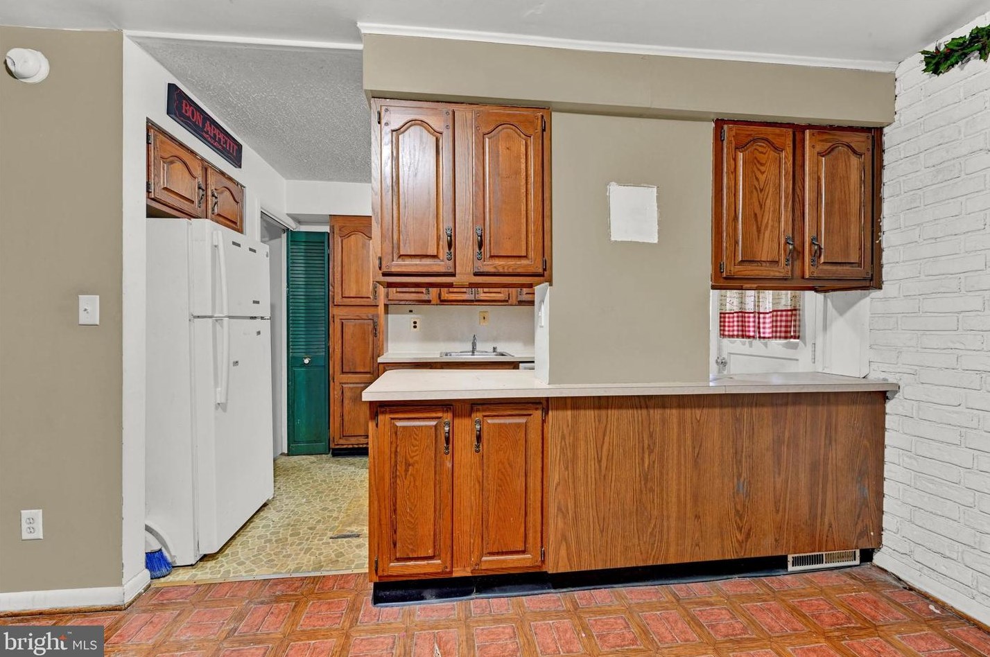 938 Elton Ave, Baltimore MD  21224-3320 exterior